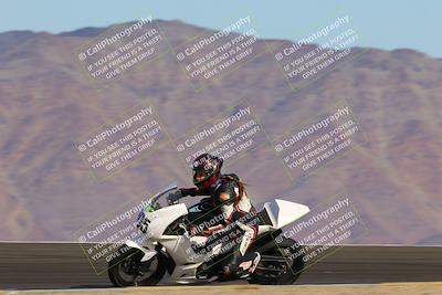 media/Dec-17-2022-SoCal Trackdays (Sat) [[224abd9271]]/Turn 12 Inside Distant (1025am)/